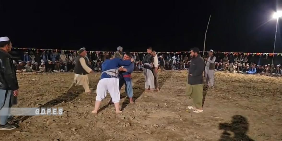 بلخ؛ شورتپې ولسوالۍ کې د ٩٠ پهلوانانو ترمنځ د کورش سیالۍ وشوې
