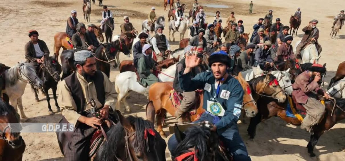 تخار؛ رقابت های بزکشی با اشتراک ۵۰ تن در ولسوالی اشکمش به پایان رسید