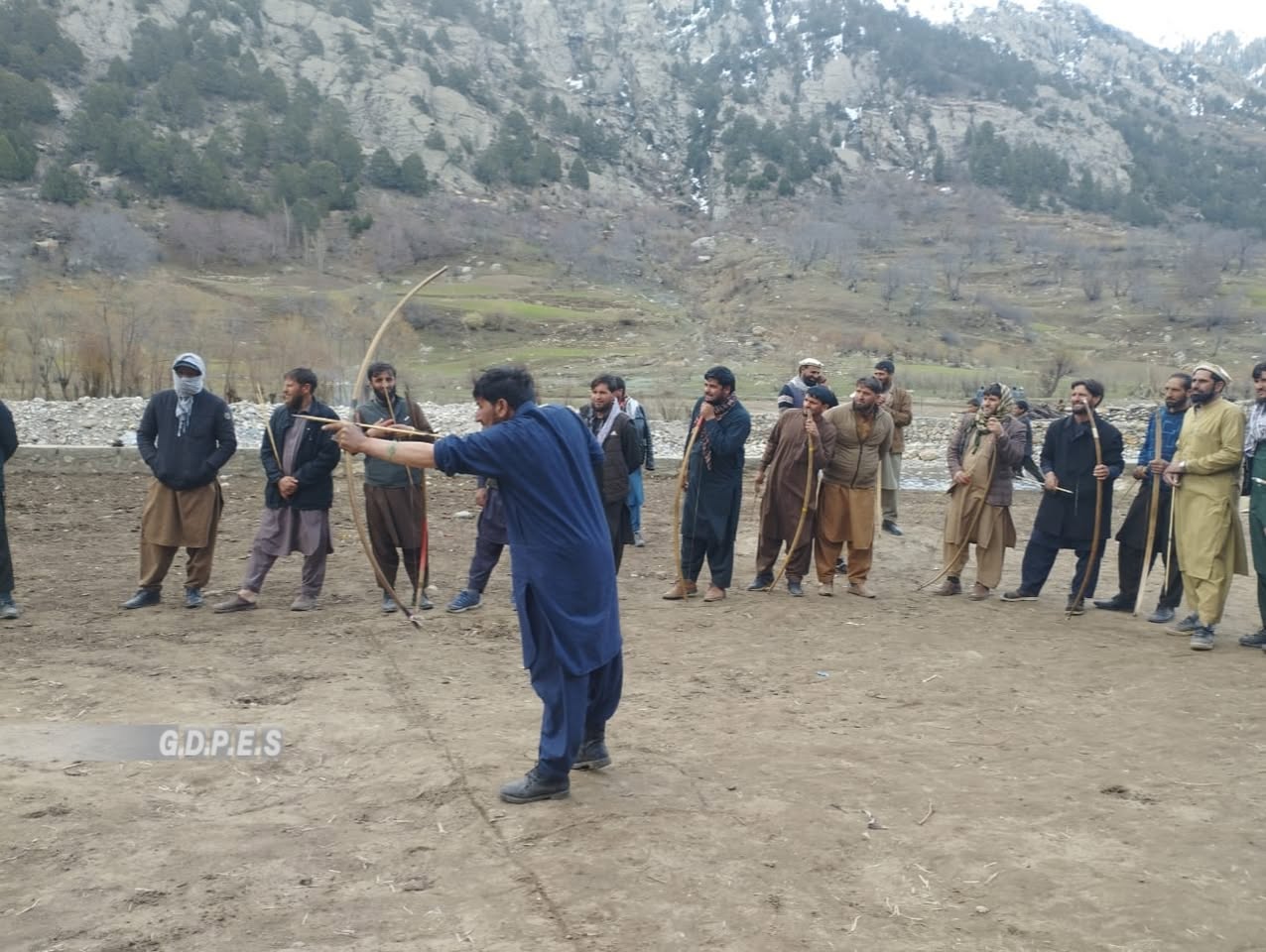 رقابتهای تیراندازی میان ۱۴ تیم در نورستان برگزار شد