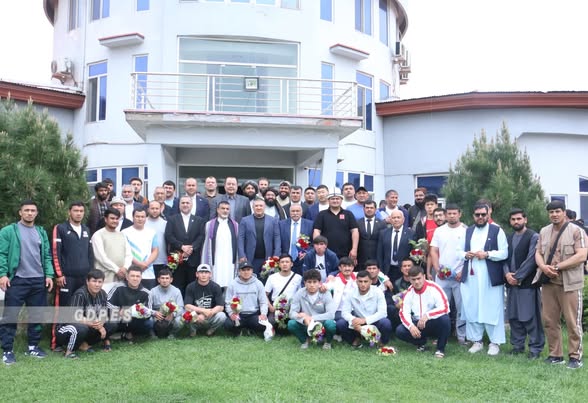 د دودیزې غېږ نیونې بین المللي جشنوارې لپاره بهرني ورزشکاران او رهبري غړي کابل ته را ورسېدل