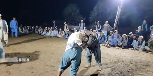 بلخ؛ شورتپې ولسوالۍ کې د ٨٠ پهلوانانو ترمنځ سيالۍ وشوې