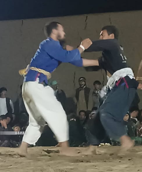 بلخ؛ چهاربولک ولسوالۍ کې د ۶۰ پهلوانانو ترمنځ سیالۍ وشوې