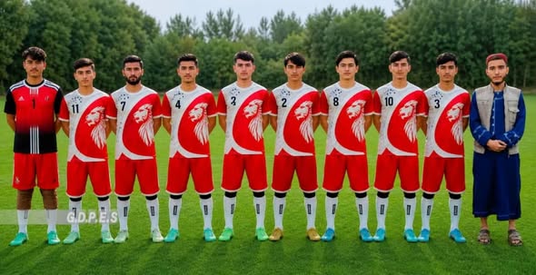 کندز؛ کلباد ولسوالۍ کې د اتو لوبډلو ترمنځ د فوټبال سیالۍ پای ته ورسېدې