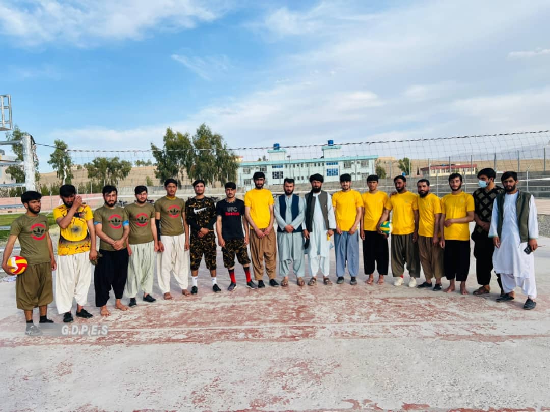 ارزگان؛ په مرکز ترینکوټ کې د پوهنتون د شپږو لوبډلو ترمنځ د واليبال سيالۍ پای ته ورسېدې