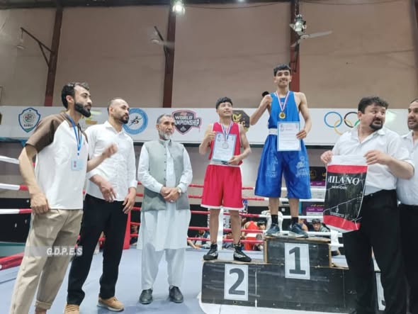 بلخ؛ مرکز مزارشریف ښار کې د ۸۰ ورزشکارانو ترمنځ د سوک وهنې ټاکنیزې سیالۍ پای ته ورسېدې