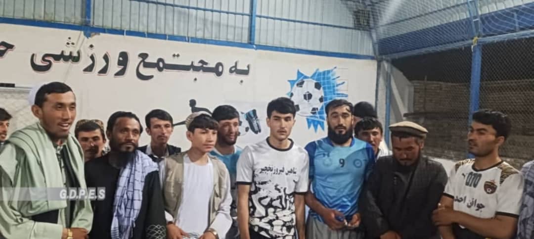 مسابقات والیبال میان بیست تیم در ولسوالی دره صوف ولایت سمنگان به پایان رسید
