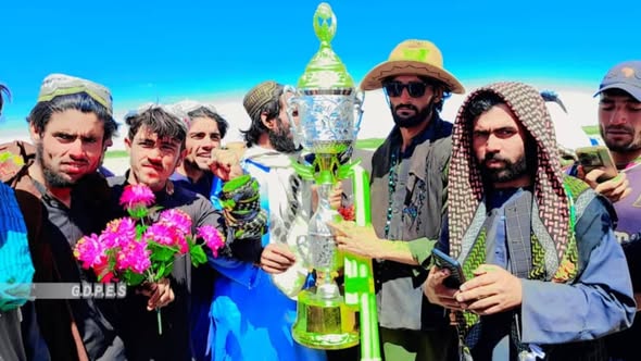 پکتیکا؛ خوشامند ولسوالۍ کې د ۱۴ لوبډلو ترمنځ د ټېپ بال کرېکټ سیالۍ پای ته ورسېدې