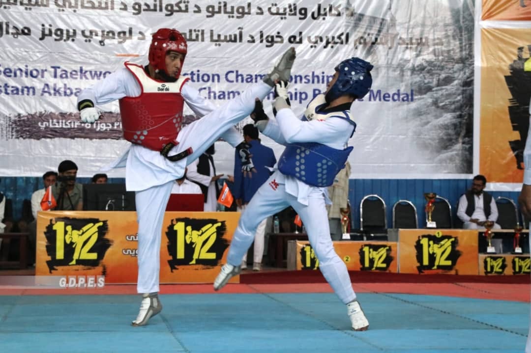 کابل کې د لويانو ورزشکارانو ترمنځ د تکواندو ټاکنیزې سيالۍ پيل شوې