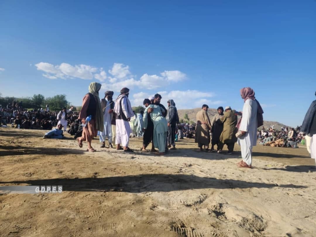 زابل؛ ارغنداب ولسوالۍ کې د ١٥٠ پهلوانانو ترمنځ د سیمه ییزې غېږ نیونې سیالۍ ترسره شوې