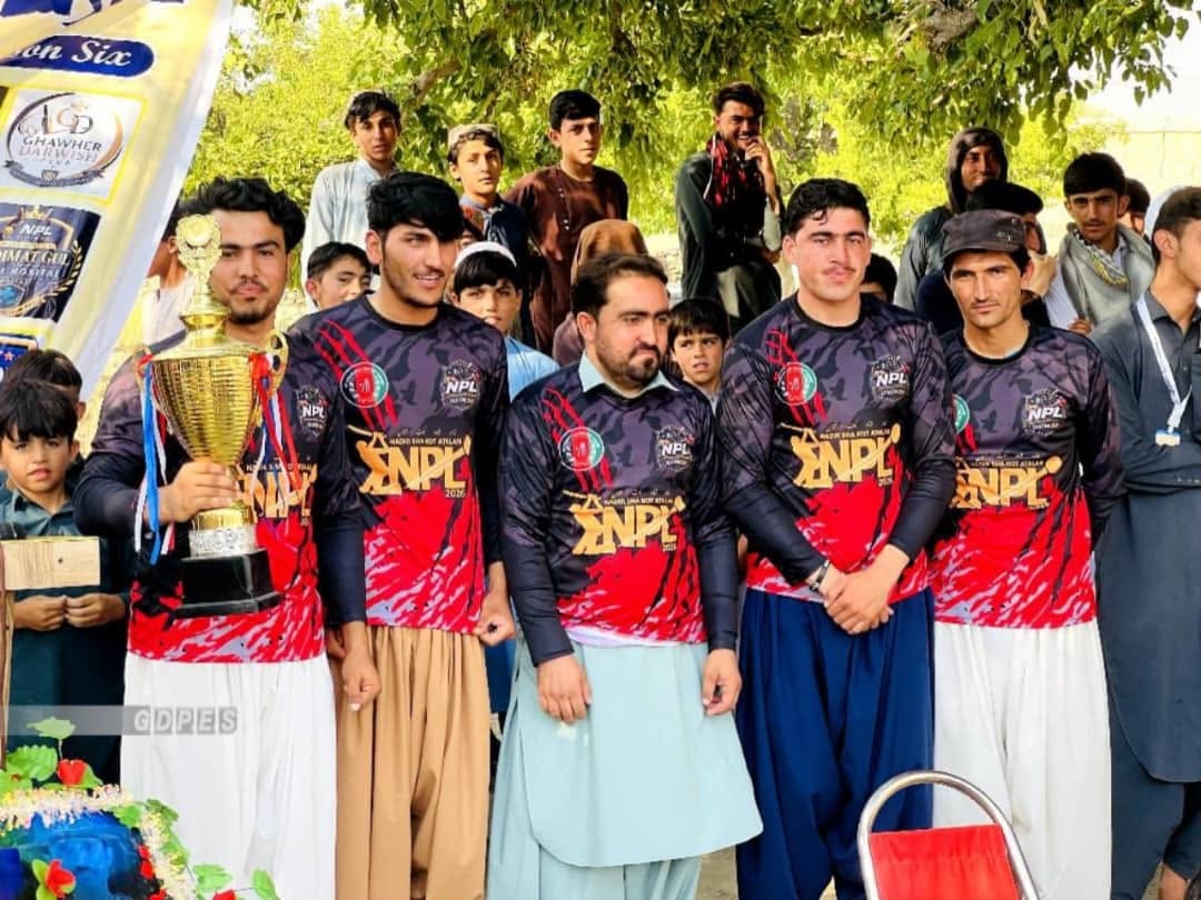 خوست؛ نادرشاه کوټ ولسوالۍ کې د شپږو لوبډلو ترمنځ د ټېپ بال کرېکټ سیالۍ پیل شوې