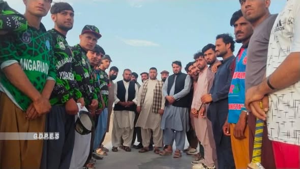 ننگرهار؛ سرخرود ولسوالۍ کې د ۱۰ لوبډلو ترمنځ د ټېپ بال کرېکټ سیالۍ پيل شوې