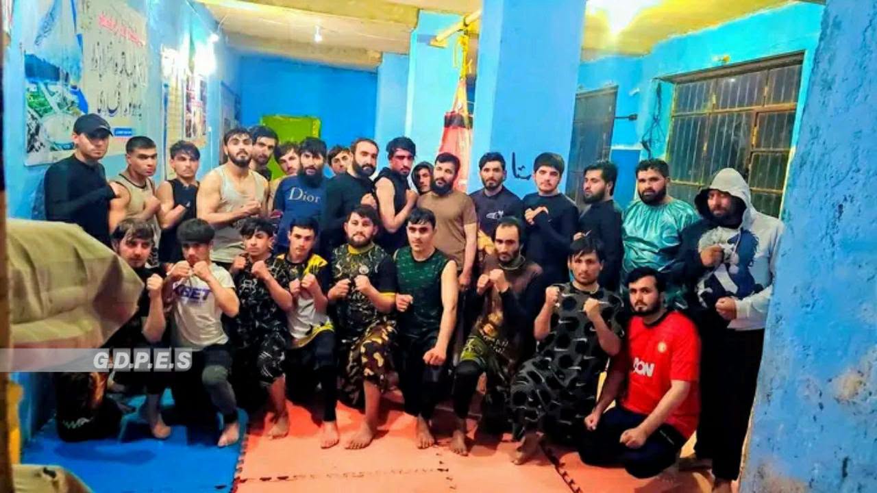 زابل؛ شاجوي ولسوالي کې د ٣٠ ورزشکارانو ترمنځ د نیو فول کانټاکټ سیالۍ ترسره شوې