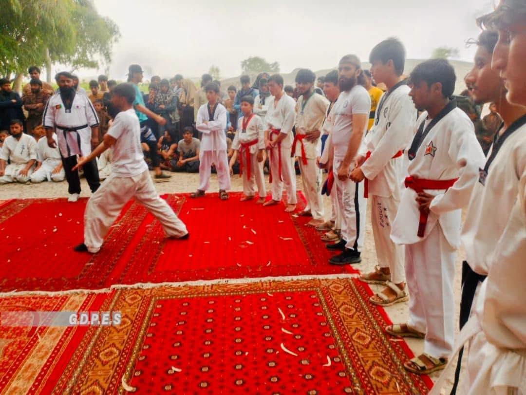 ننګرهار؛ بټي کوټ ولسوالۍ کې د ۲۰۰ ورزشکارانو ترمنځ د ورزش په بېلابېلو برخو کې ورزشي نندارې ترسره شوې