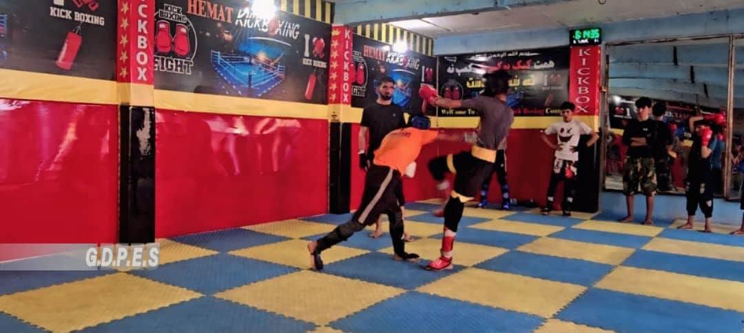 پکتیا؛ څمکنیو ولسوالۍ کې د ۲۰ ورزشکارانو ترمنځ د کېک بوکسېنګ سیالۍ ترسره شوې