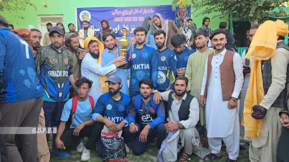 پکتیکا؛ مرکز ښرنه کې د دوو ولایتونو ترمنځ د ټېپ بال کرېکټ درې اړخیزه سیالۍ پای ته ورسېدې