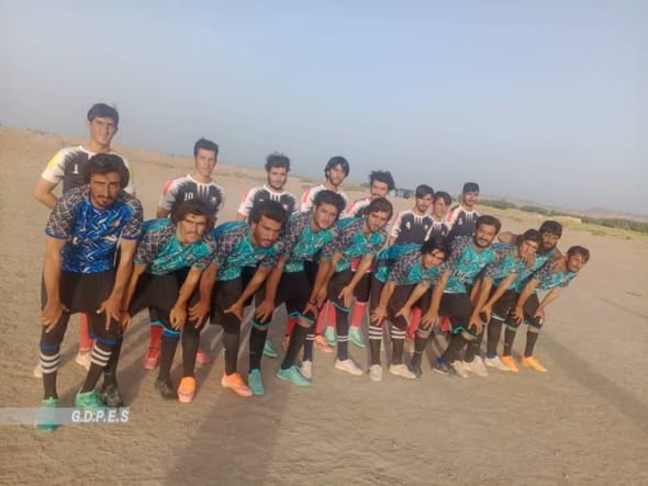 هلمند؛ خانشین ولسوالۍ کې د ۱۶ لوبډلو ترمنځ د فوټبال سیالۍ پیل شوې