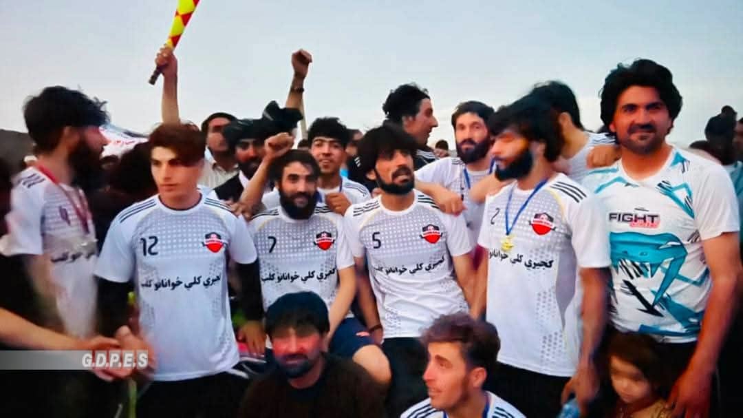 خوست کې د ۶۵ لوبډلو ترمنځ د فوټبال سیالۍ پای ته ورسېدې