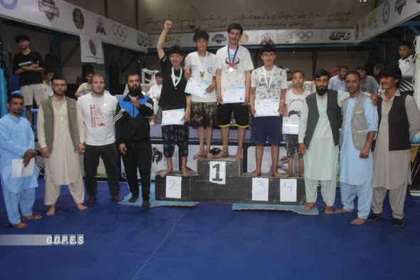 بلخ؛ مرکز مزار شریف ښار کې د ۴۰ ورزشکارانو ترمنځ د پارکور نندارې وشوې