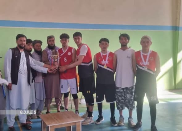 غور؛ مرکز فيروزکوه ښار کې د څلورو لوبډلو ترمنځ د بسکټبال سيالۍ پای ته ورسېدې