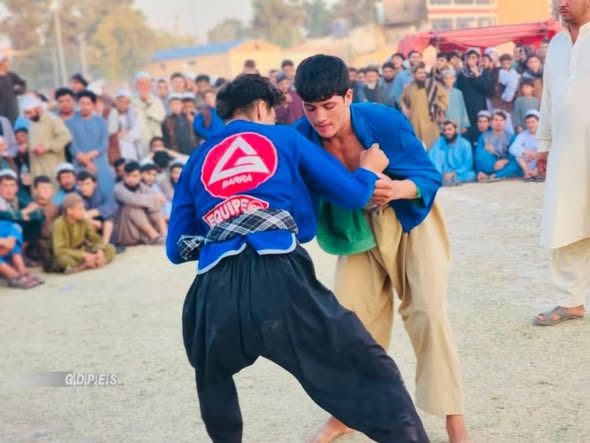 مسابقات محلی کورش با اشتراک هشتاد ورزشکار در مرکز ولایت جوزجان برگزار گردید