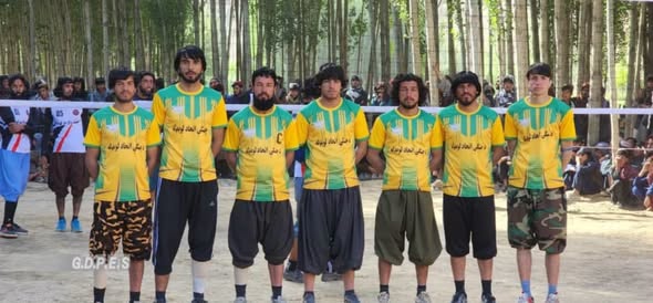 ميدان وردګ؛ دایمیرداد ولسوالۍ کې د ۱۲ لوبډلو ترمنځ د والیبال سیالۍ پای ته ورسېدې