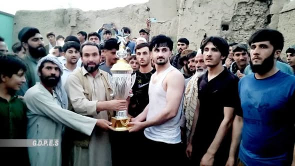 کندز؛ علي اباد ولسوالۍ کې د ۱۱ لوبډلو ترمنځ د والیبال سیالۍ پای ته ورسېدې