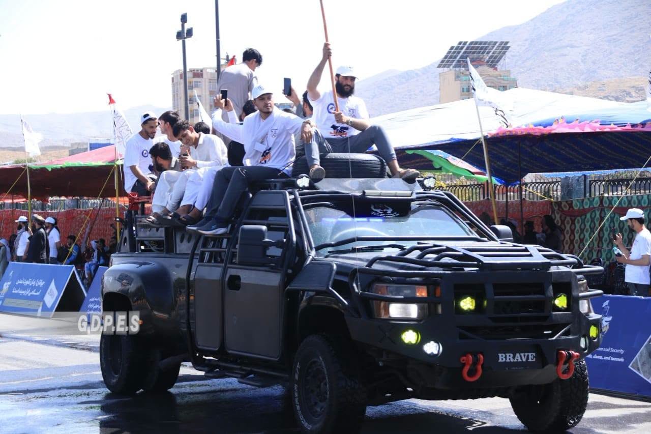 آمادگی‌ها برای تجلیل از ۲۴ اسد، روز فتح،  تا دقایق دیگر...