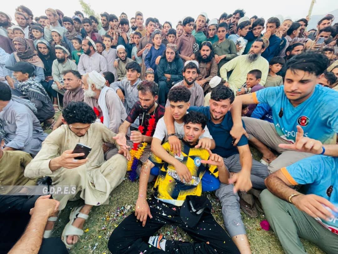 ننګرهار؛ بټي کوټ ولسوالۍ کې د ۴۰ لوبډلو ترمنځ د ټېپ بال کرېکټ سیالۍ پای ته ورسېدې