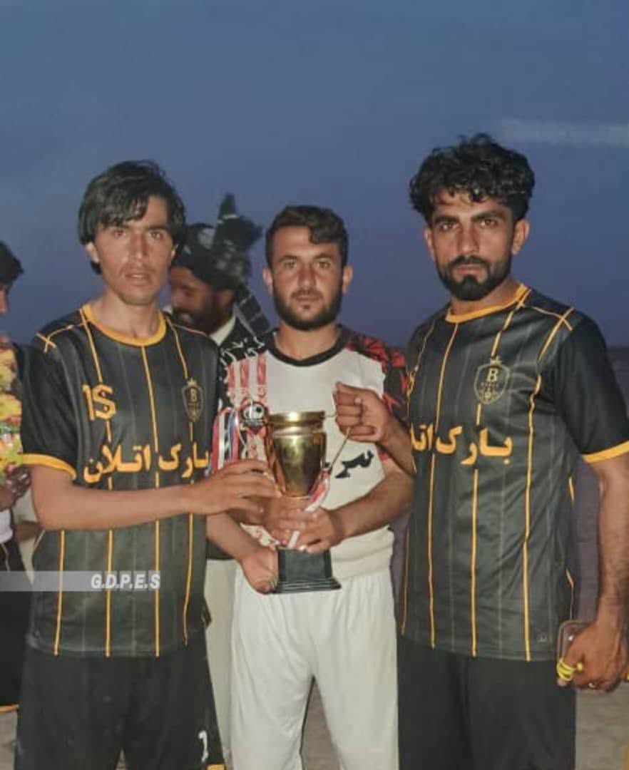 هلمند؛ ګرمسېر ولسوالۍ کې د اتو لوبډلو ترمنځ د فوټسال سیالۍ پای ته ورسېدې