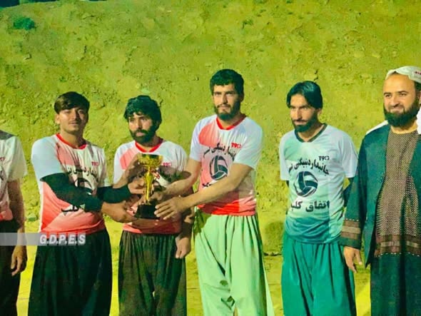 ميدان وردگ کې د ۲۲ لوبډلو ترمنځ د واليبال سيالۍ پای ته ورسېدې
