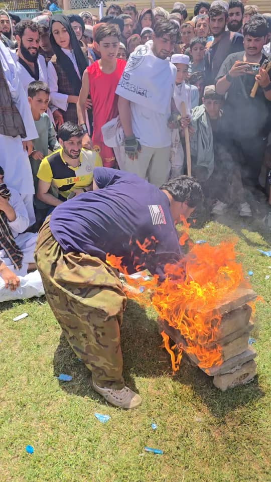 د هلمند ولایت د بدني روزنې او ورزش آمریت له لوري د یاد ولایت مرکز لښکرګاه ښار کې د آزادي د پنځمې کلیزې په مناسبت ورزشي جشن ترسره شو.