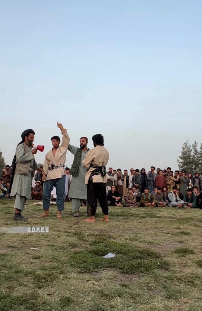 تخار؛ رقابت های کشتی محلی با اشتراک ۶۰ تن در چمن شهرداری شهر تالقان برگزار شد