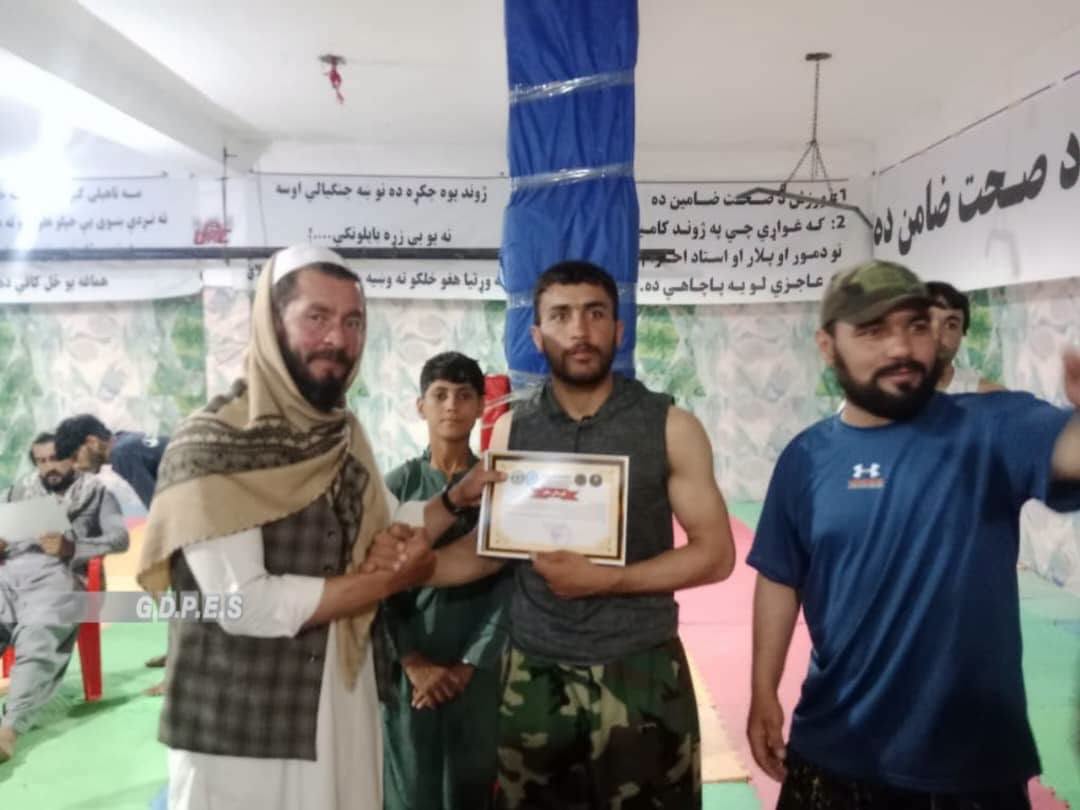 پکتیکا؛ مرکز ښرنه کې د ٥٠ ورزشکارانو ترمنځ د لاس چپه کولو سیالۍ ترسره شوې