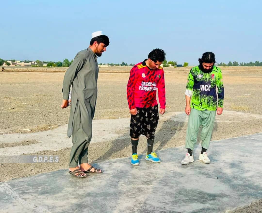 خوست؛ اسماعیل خېلو مندوزيو ولسوالۍ کې د ټېپ بال کرېکټ ليگ پيل شو