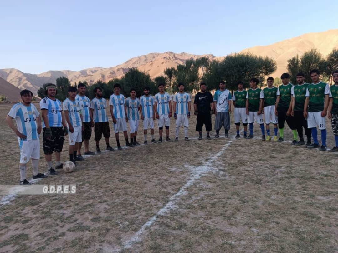 غور؛ تولک ولسوالۍ کې د اوو لوبډلو ترمنځ د فوټبال سيالۍ پيل شوې