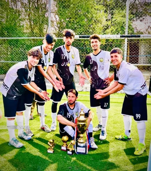پروان ولايت کې د ازادۍ فوټسال جام سيالۍ د جبل السراج پيشتازان لوبډلې په اتلولۍ پای ته ورسېدې