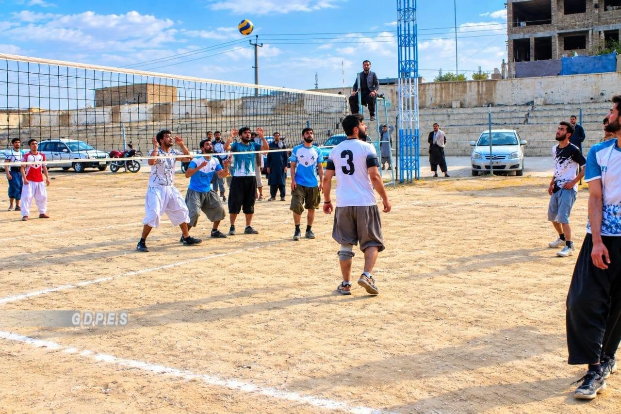 بلخ کې د ٢٠ لوبډلو ترمنځ د واليبال سيالۍ پای ته ورسېدې