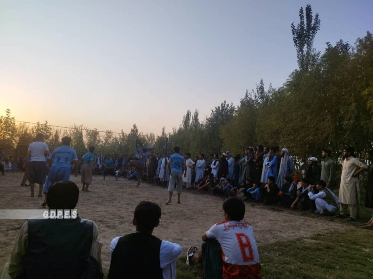 کندز؛ کلباد ولسوالۍ کې د ۱۲ لوبډلو ترمنځ د واليبال سيالۍ پای ته ورسېدې