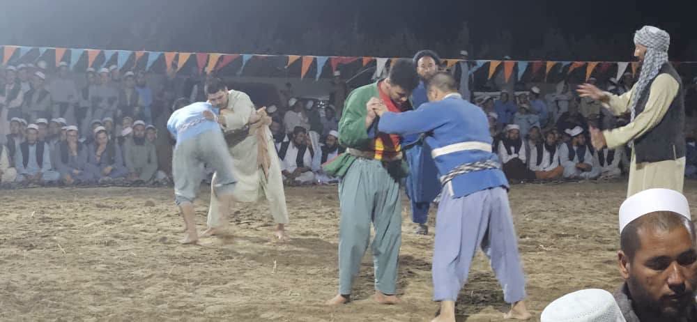 بلخ؛ شورتپې ولسوالۍ کې د ٨٠ پهلوانانو ترمنځ سيالۍ وشوې