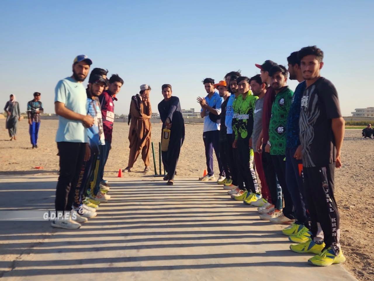 هلمند کې د ۱۲ لوبډلو ترمنځ د ټېپ بال کرېکټ سیالۍ پيل شوې