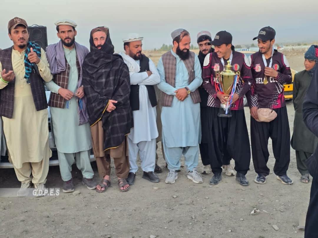 پکتیکا؛ يوسف خيلو ولسوالۍ کې د اتو لوبډلو ترمنځ د ټېپ بال کرېکټ سیالۍ پای ته ورسېدې