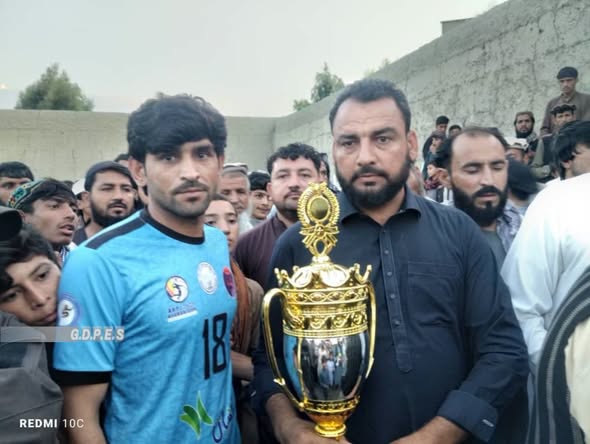 ننګرهار؛ روداتو ولسوالۍ کې د ۲۴ لوبډلو ترمنځ د واليبال سيالۍ پای ته ورسېدې 