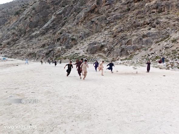 مسابقات دوستانه دوش با اشتراک ۱۰ ورزشکار در ولسوالی دوآب نورستان برگزار شد