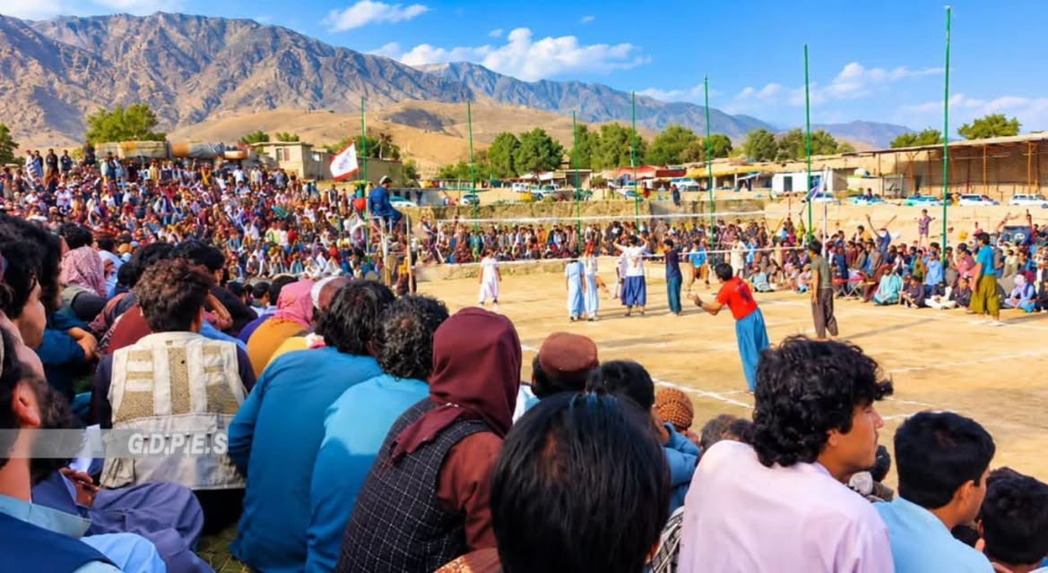 پکتیا؛ څمکنۍ ولسوالۍ کې د ۵۰ لوبډلو ترمنځ د والیبال سیالۍ پای ته ورسېدې