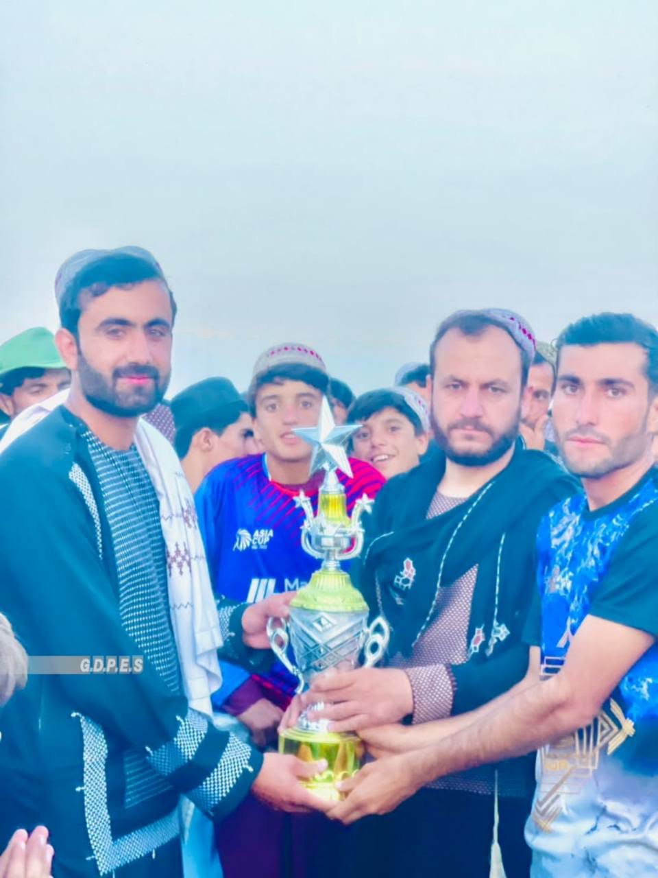هلمند؛ مرکز لښکرګاه ښار کې د ۱۱ لوبډلو ترمنځ د ټېپ بال کرېکټ سیالۍ پای ته ورسېدې
