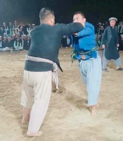 مسابقات کورش با اشتراک ۸۰ پهلوان در ولسوالی آقچه ولایت جوزجان برگزار شد