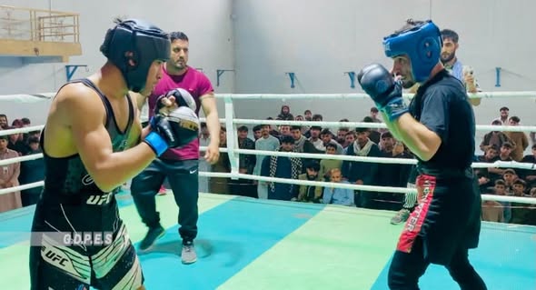 ننګرهار؛ مرکز جلال آباد ښار کې د ٦٠ ورزشکارانو ترمنځ رزمي سیالۍ ترسره شوې