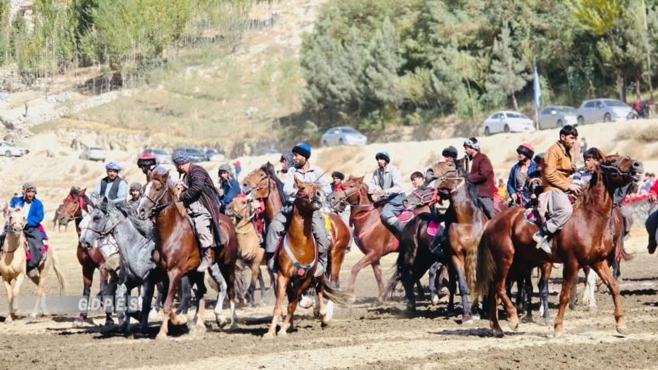 بدخشان؛ بهارک ولسوالۍ کې د ۱۵۰ چاپندازنو ترمنځ د وزلوبې سيالۍ وشوې