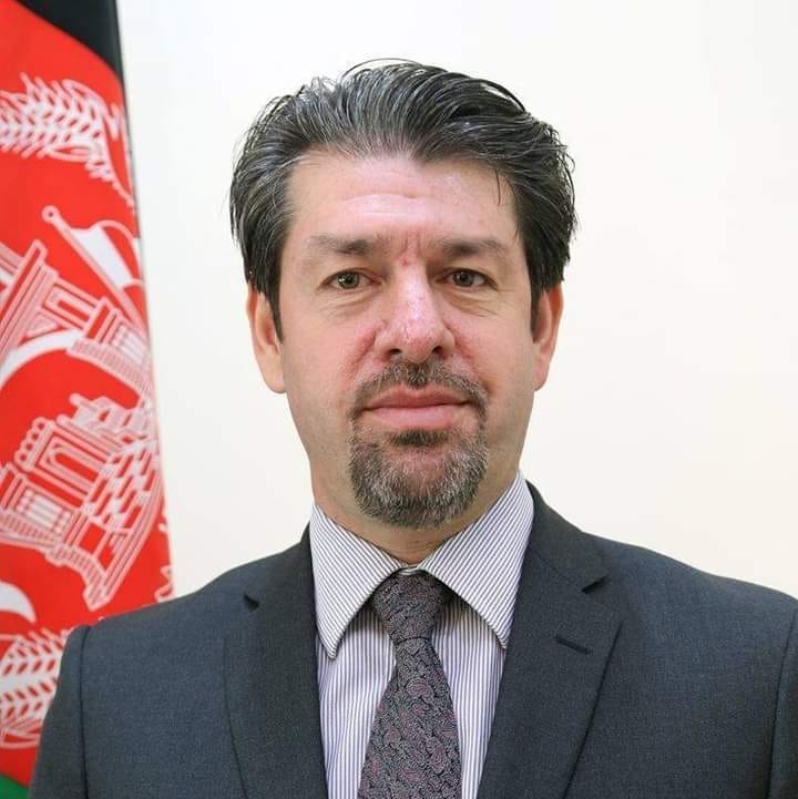 مصطفی مستور