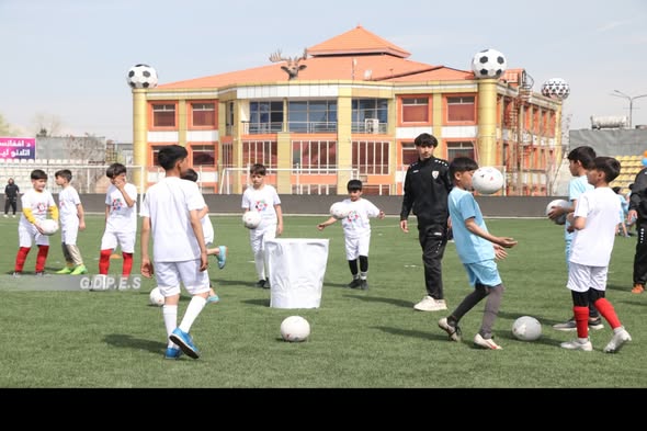 جشنواره فوتبال پایه با اشتراک ۲۰۰ ورزشکار از باشگاه‌های شهر کابل برگزار گردید